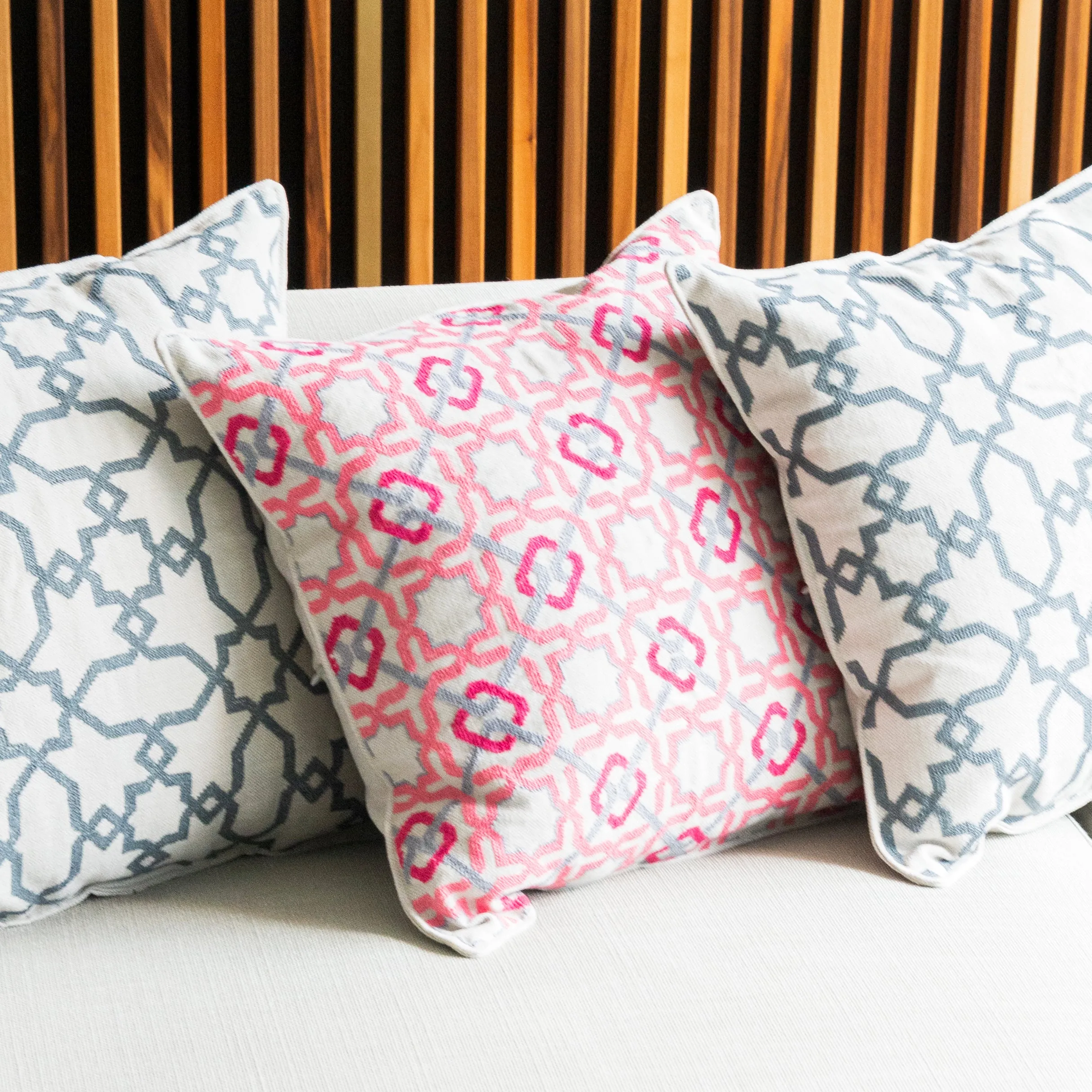 LINEN & COTTON CUSHION COVER ALHAMBRA